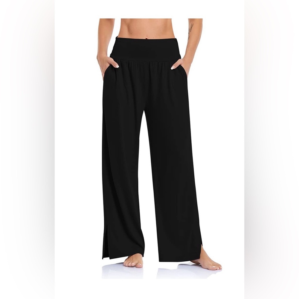 Old navy wide leg sweatpants (similar to stock photo seen)